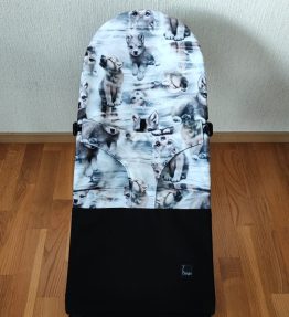 sitterin päällinen baby wolves